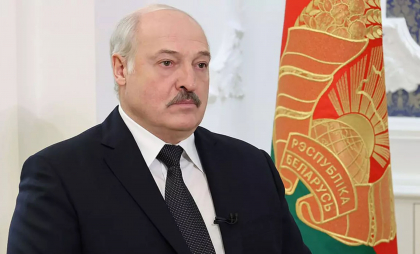 Aleksandr Lukașenko a grațiat 8 deținuți condamnați pentru „extremism” cu două zile înainte de alegerile prezidențiale din Belarus Aleksandr Lukașenko a grațiat 8 deținuți condamnați pentru „extremism” cu două zile înainte de alegerile prezidențiale din Belarus