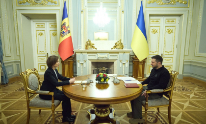 Primele imagini cu Maia Sandu și Volodimir Zelenski, la Kiev: „Un adevărat prieten al Ucrainei” - FOTO Primele imagini cu Maia Sandu și Volodimir Zelenski, la Kiev: „Un adevărat prieten al Ucrainei” - FOTO