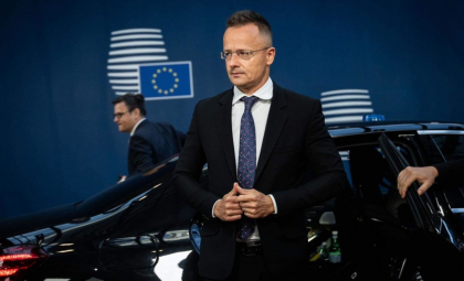 UE reînnoieşte sancţiunile împotriva Rusiei după ce Ungaria a renunţat la blocarea deciziei UE reînnoieşte sancţiunile împotriva Rusiei după ce Ungaria a renunţat la blocarea deciziei