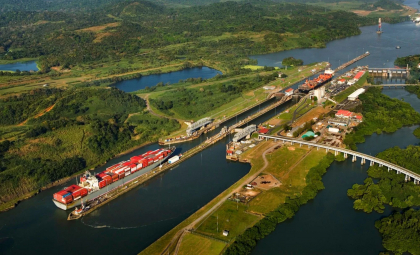Rutele maritime ale viitorului: Trump vrea să asigure supremația SUA în fața Chinei Rutele maritime ale viitorului: Trump vrea să asigure supremația SUA în fața Chinei