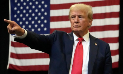 Președintele SUA, Donald Trump, spune că apariția chatbot-ului chinez DeepSeek AI este un ”semnal de alarmă” Președintele SUA, Donald Trump, spune că apariția chatbot-ului chinez DeepSeek AI este un ”semnal de alarmă”