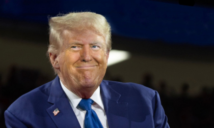 Meta îi va plăti 25 de milioane de dolari lui Donald Trump pentru că i-a suspendat conturile de Facebook și Instagram
Meta îi va plăti 25 de milioane de dolari lui Donald Trump pentru că i-a suspendat conturile de Facebook și Instagram