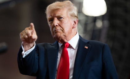 Trump dă vina pe fostul președinte Biden pentru catastrofa aviatică de la Washington. Sunt 67 de morți Trump dă vina pe fostul președinte Biden pentru catastrofa aviatică de la Washington. Sunt 67 de morți
