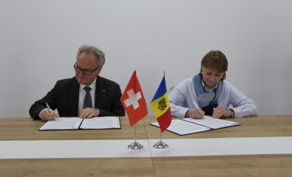 Elveția oferă un grand de 8,3 milioane de franci elvețieni Republicii Moldova pentru îmbunătățierea asistenței medicale de urgență. Ministerul Sănătății vine cu detalii
Elveția oferă un grand de 8,3 milioane de franci elvețieni Republicii Moldova pentru îmbunătățierea asistenței medicale de urgență. Ministerul Sănătății vine cu detalii