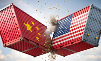 Taxa de 10% pe importurile din China a intrat marți dimineață în vigoare în SUA, ar putea fi începutul unui nou război comercial. Amânare pentru Canada și Mexic, bursele au răsuflat ușurate. Trump n-a spus clar ce urmează pentru UE Taxa de 10% pe importurile din China a intrat marți dimineață în vigoare în SUA, ar putea fi începutul unui nou război comercial. Amânare pentru Canada și Mexic, bursele au răsuflat ușurate. Trump n-a spus clar ce urmează pentru UE