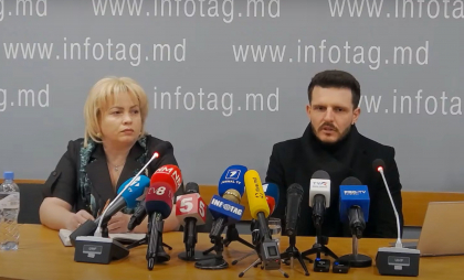 „Când am intrat era tot salonul de sânge.” Declarațiile şocante ale soțului femeii, care a murit în timpul unei intervenții estetice. Anesteziologul ar fi încercat să plece - VIDEO „Când am intrat era tot salonul de sânge.” Declarațiile şocante ale soțului femeii, care a murit în timpul unei intervenții estetice. Anesteziologul ar fi încercat să plece - VIDEO