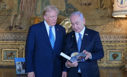 Trump vrea ca SUA să preia Fâşia Gaza. „Vom prelua acea bucată de pământ, o vom dezvolta, vom crea mii de locuri de muncă” Trump vrea ca SUA să preia Fâşia Gaza. „Vom prelua acea bucată de pământ, o vom dezvolta, vom crea mii de locuri de muncă”