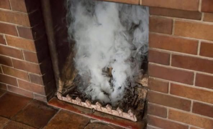 Un bărbat din Cantemir - transportat la spital pentru îngrijiri medicale, după ce s-a intoxicat cu monoxid de carbon. Cum s-a întâmplat totul
Un bărbat din Cantemir - transportat la spital pentru îngrijiri medicale, după ce s-a intoxicat cu monoxid de carbon. Cum s-a întâmplat totul