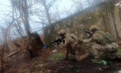 Armata lui Putin a început să folosească măgari și cai pe front, potrivit bloggerilor ruși - VIDEO
Armata lui Putin a început să folosească măgari și cai pe front, potrivit bloggerilor ruși - VIDEO