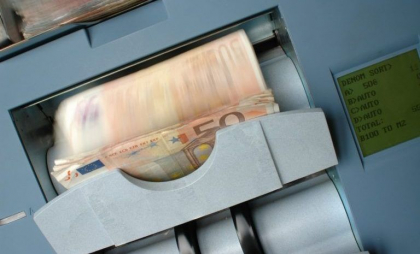O italiancă a primit 700 de mii de euro despăgubire după două operații eșuate pentru micșorarea stomacului. Femeia nu mai poate înghiți alimente

