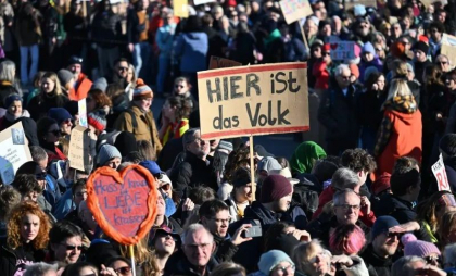 Germania: Un sfert de milion de oameni pe stradă, la München, împotriva alunecării politicului spre extrema dreaptă Germania: Un sfert de milion de oameni pe stradă, la München, împotriva alunecării politicului spre extrema dreaptă