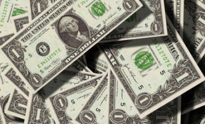 Curs valutar BNM pentru 10 februarie. Cât costă astăzi un euro și un dolar - FOTO