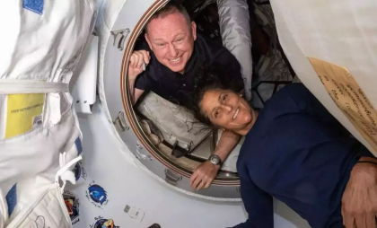 Astronauții americani blocați de opt luni în spaţiu s-ar putea întoarce pe Pământ în 12 martie