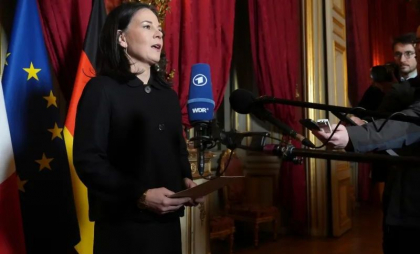 UE avertizează după discuția Trump-Putin: Negocierile de pace privind Ucraina nu trebuie să excludă Kievul și nici Europa UE avertizează după discuția Trump-Putin: Negocierile de pace privind Ucraina nu trebuie să excludă Kievul și nici Europa