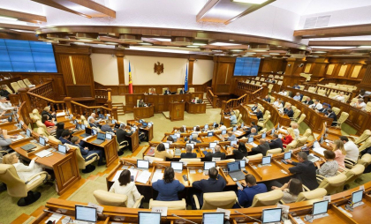 „Modificarea ordinii de zi cu 450%”. Promo-LEX semnalează nereguli grave înregistrate în ședința de joi a Parlamentului „Modificarea ordinii de zi cu 450%”. Promo-LEX semnalează nereguli grave înregistrate în ședința de joi a Parlamentului