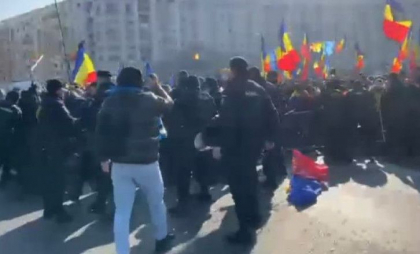 Încă două dosare penale au fost deschise după violențele de la protestul lui Călin Georgescu din București
Încă două dosare penale au fost deschise după violențele de la protestul lui Călin Georgescu din București