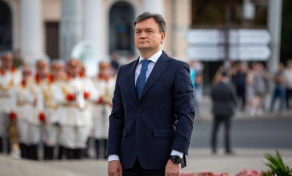 „Lecțiile istoriei sunt dureroase, dar clare: războiul aduce doar suferință.” Mesajul premierului la 36 de ani de încheierea conflictului din Afganistan