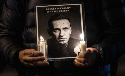 Un an de la moartea lui Aleksei Navalnîi: susținătorii organizează comemorări riscante