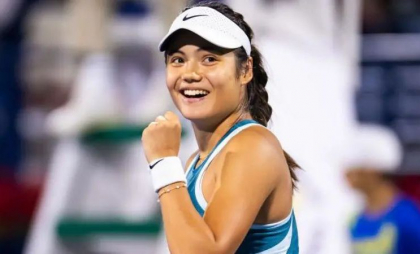 Emma Răducanu o învinge pe Maria Sakkari în Dubai și pune capăt seriei de înfrângeri Emma Răducanu o învinge pe Maria Sakkari în Dubai și pune capăt seriei de înfrângeri