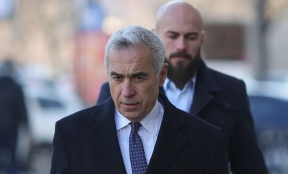 Administrația Trump îi presează pe oficialii români să permită candidatura lui Călin Georgescu la alegerile prezidențiale din România, scrie Bloomberg