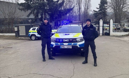 Un copil a fost însoțit de poliție până la școală: Acesta s-a rătăcit, după ce a adormit în autobuz și s-a trezit la o stație necunoscută