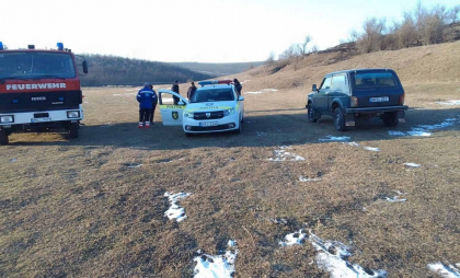 Vegetația uscată de lângă o pădure din Bălți a luat foc. Responsabilii de la Întreprinderea pentru Silvicultură au intervenit și au reușit să stingă flăcările - FOTO Vegetația uscată de lângă o pădure din Bălți a luat foc. Responsabilii de la Întreprinderea pentru Silvicultură au intervenit și au reușit să stingă flăcările - FOTO