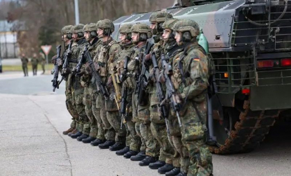 NATO va construi un sistem de conducte spre estul Europei pentru livrări de combustibil în caz de război cu Rusia. Proiectul va costa 21 miliarde de euro NATO va construi un sistem de conducte spre estul Europei pentru livrări de combustibil în caz de război cu Rusia. Proiectul va costa 21 miliarde de euro