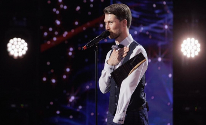 Un tânăr din Moldova, cu o poveste de viață emoționantă, a impresionat jurații de la Românii au Talent: „O interpretare magnifică la nai. Extraordinar de frumos” - VIDEO
