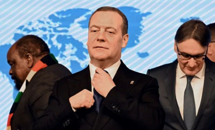 Unul dintre oamenii de bază ai lui Vadimir Putin îndeamnă la prudență în nou context extern: E vorba de tactica incertitudinii strategice Unul dintre oamenii de bază ai lui Vadimir Putin îndeamnă la prudență în nou context extern: E vorba de tactica incertitudinii strategice