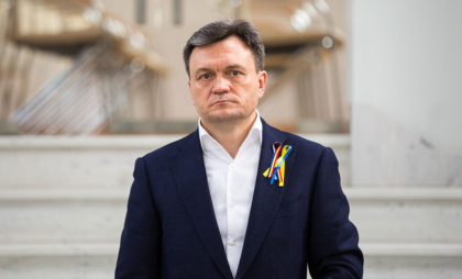 „Moldova este și rămâne alături de Ucraina.” Premierul Dorin Recean, la trei ani de la începerea războiului în țara vecină „Moldova este și rămâne alături de Ucraina.” Premierul Dorin Recean, la trei ani de la începerea războiului în țara vecină