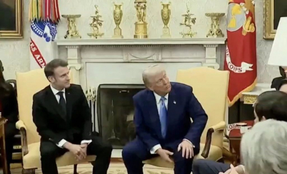 Macron îl contrazice pe Trump după ce liderul SUA a spus că Europa „doar împrumută bani Ucrainei”: „Ca și SUA, pe lângă împrumuturi, garanții și granturi, acordăm bani adevărați. Ca să fie clar!” - VIDEO Macron îl contrazice pe Trump după ce liderul SUA a spus că Europa „doar împrumută bani Ucrainei”: „Ca și SUA, pe lângă împrumuturi, garanții și granturi, acordăm bani adevărați. Ca să fie clar!” - VIDEO