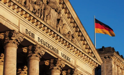 Alegeri Germania. Victorie importantă obținută de extrema dreaptă și stângă în parlament: vor putea decide soarta „frânei de îndatorare” Alegeri Germania. Victorie importantă obținută de extrema dreaptă și stângă în parlament: vor putea decide soarta „frânei de îndatorare”