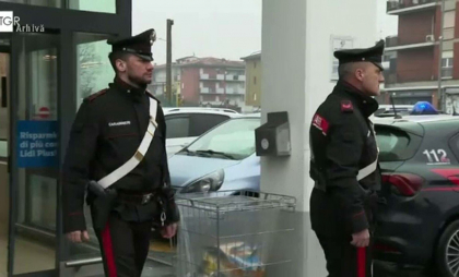 Un român din Franța și-a înjunghiat fosta iubită și pe un martor al atacului. Ce a făcut a doua zi