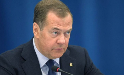 Reacții din Rusia după cearta Trump – Zelenski din Biroul Oval. Dimitri Medvedev îl jignește pe Zelenski: „Porcul nerecunoscător a primit o palmă zdravănă” Reacții din Rusia după cearta Trump – Zelenski din Biroul Oval. Dimitri Medvedev îl jignește pe Zelenski: „Porcul nerecunoscător a primit o palmă zdravănă”