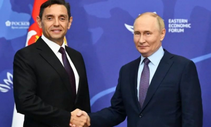 După o întâlnire cu șeful spionajului rus, vicepremierul Serbiei a acuzat Occidentul că vrea să îl înlăture pe Vucic de la putere După o întâlnire cu șeful spionajului rus, vicepremierul Serbiei a acuzat Occidentul că vrea să îl înlăture pe Vucic de la putere