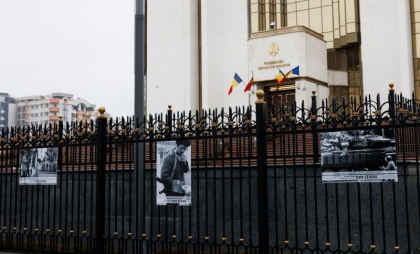 Expoziție fotografică la Președinție pentru onorarea celor care au luptat pentru integritatea și suveranitatea țării în războiul de pe Nistru. Cât timp vor putea fi vizionate - FOTO Expoziție fotografică la Președinție pentru onorarea celor care au luptat pentru integritatea și suveranitatea țării în războiul de pe Nistru. Cât timp vor putea fi vizionate - FOTO
