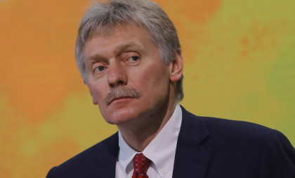 Dmitri Peskov a declarat că schimbarea politicii externe a Statelor Unite „coincide în mare măsură” cu viziunea Rusiei