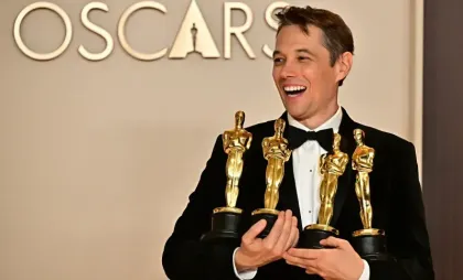 Premiile Oscar 2025: Sean Baker a egalat recordul lui Walt Disney din 1954 la numărul de statuete câștigate într-o singură seară Premiile Oscar 2025: Sean Baker a egalat recordul lui Walt Disney din 1954 la numărul de statuete câștigate într-o singură seară