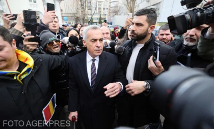 Călin Georgescu își depune vineri candidatura pentru alegerile prezidențiale din România Călin Georgescu își depune vineri candidatura pentru alegerile prezidențiale din România