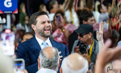 Noi tensiuni în relația SUA – Europa după ce JD Vance a numit Marea Britanie și Franța țări „oarecare”. Replică dură de la Londra: „Un clovn”. Vicepreședintele neagă declarațiile inițiale