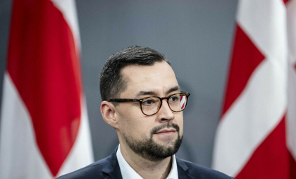Premierul Groenlandei, mesaj către Donald Trump: Nu vrem să fim americani. Viitorul ni-l determinăm noi
Premierul Groenlandei, mesaj către Donald Trump: Nu vrem să fim americani. Viitorul ni-l determinăm noi
