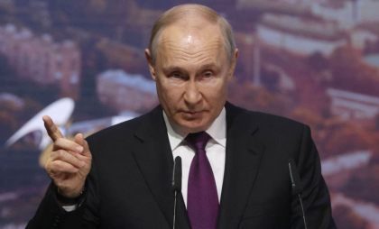 Vladimir Putin se oferă să medieze în negocieri nucleare între SUA şi Iran Vladimir Putin se oferă să medieze în negocieri nucleare între SUA şi Iran