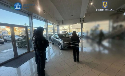 Noi percheziții în dosarul privind finanţarea campaniei electorale a lui Călin Georgescu - FOTO/VIDEO Noi percheziții în dosarul privind finanţarea campaniei electorale a lui Călin Georgescu - FOTO/VIDEO