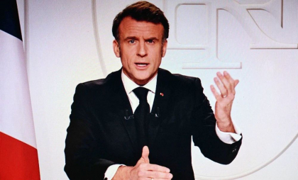 Avertismentul lui Macron: Franța trebuie să se confrunte cu „amenințarea rusă” cu sau fără SUA
