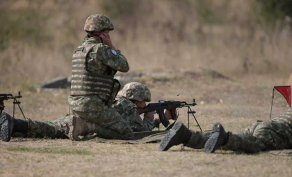 Țară europeană, membră NATO, care ia în calcul reintroducea serviciului militar obligatoriu. „Pentru ambele sexe”