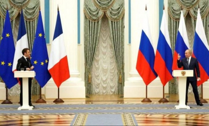 Macron, comparat de Putin cu Napoleon, îl cataloghează pe liderul de la Kremlin drept un ”imperialist revizionist” Macron, comparat de Putin cu Napoleon, îl cataloghează pe liderul de la Kremlin drept un ”imperialist revizionist”