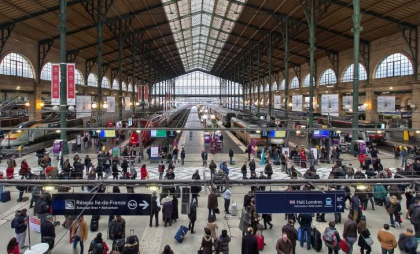 Trafic feroviar oprit în Gara de Nord din Paris, după descoperirea unei bombe din Al Doilea Război Mondial. Cursele Eurostar, anulate - VIDEO Trafic feroviar oprit în Gara de Nord din Paris, după descoperirea unei bombe din Al Doilea Război Mondial. Cursele Eurostar, anulate - VIDEO