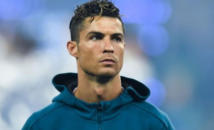 Un car de nervi. Cristiano Ronaldo n-a așteptat finalul de meci și a plecat la vestiare Un car de nervi. Cristiano Ronaldo n-a așteptat finalul de meci și a plecat la vestiare