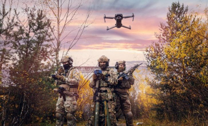 Europa nu poate lupta contra Rusiei în „noul război cu drone și roboți”, avertizează Ucraina. „Nu este pregătită pentru ce va urma”
Europa nu poate lupta contra Rusiei în „noul război cu drone și roboți”, avertizează Ucraina. „Nu este pregătită pentru ce va urma”