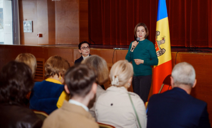 Republica Moldova și Franța vor semna un acord privind protecția socială. Anunțul, făcut de Maia Sandu în cadrul vizitei la Paris - FOTO
